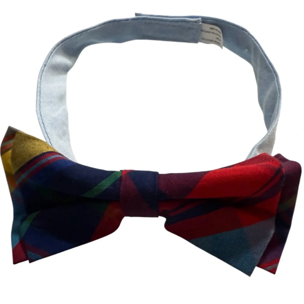 Nautica Boy’s Pre-Tied Bowtie Bow Tie Red Blue Plaid